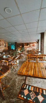 کافی شاپ فرندز