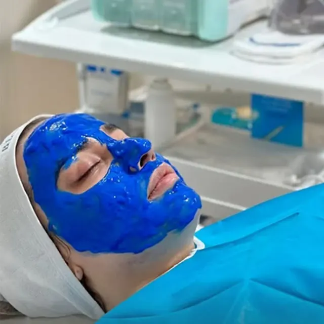کلینیک پوست و مو آبی
