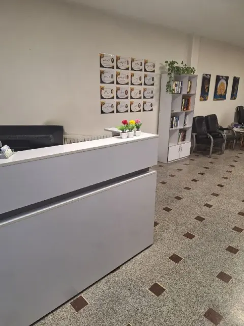مرکز مشاوره روشنگر