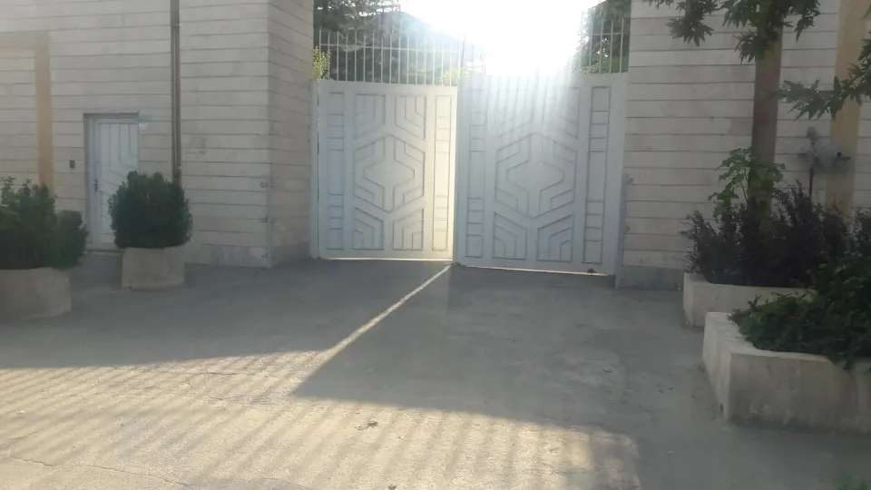 شرکت صنایع الکترونیک ایران سیستم