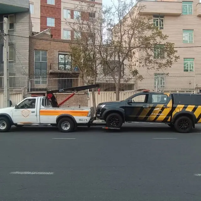خدمات جرثقیل مردانی