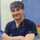 دکتر شهریار یحیوی جراح بینی تهران