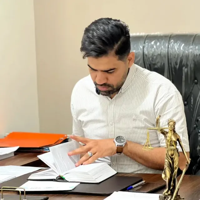 وکیل مسعود صرخه