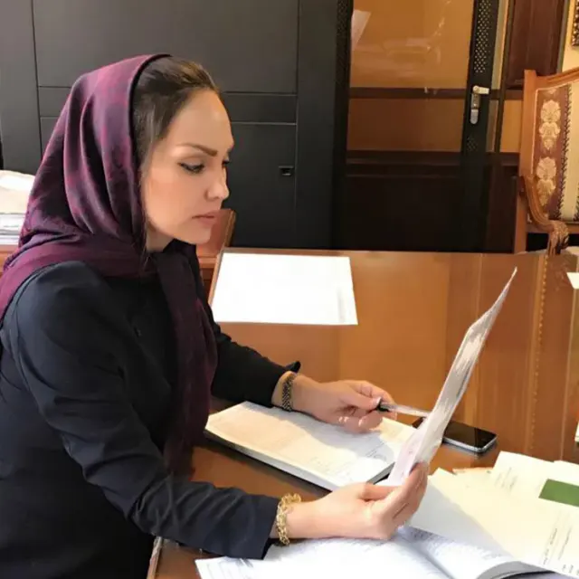 وکیل بهاره سیم لقائی اصل
