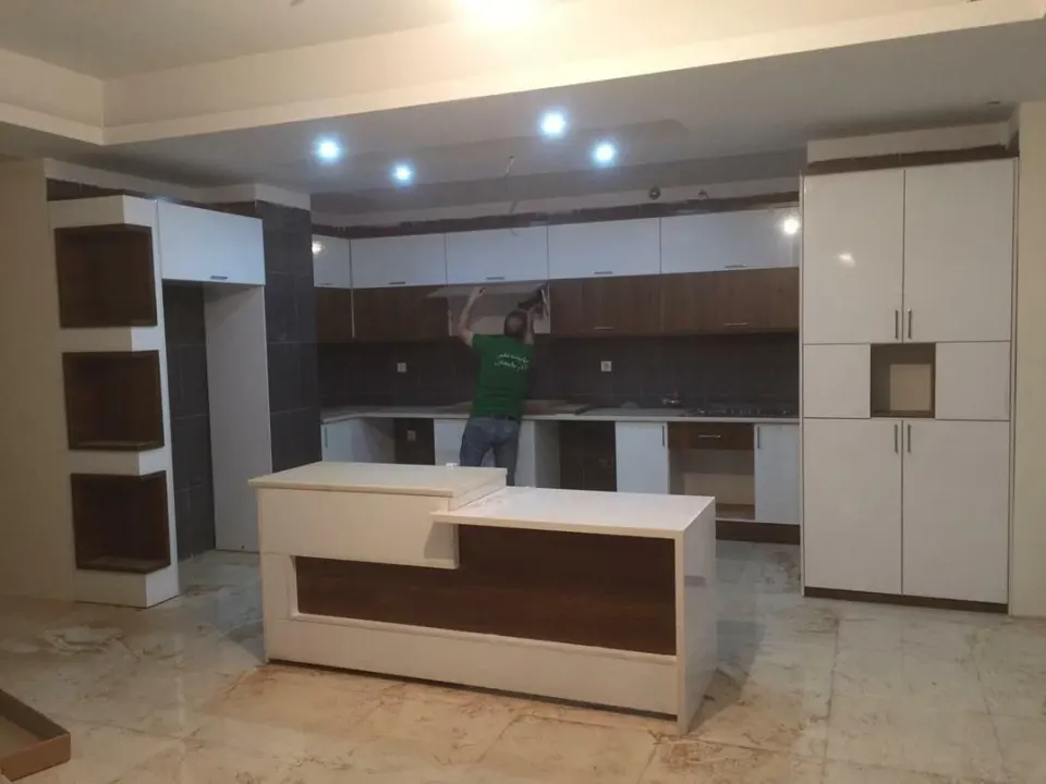 کابینت نگین چوب آذربایجان