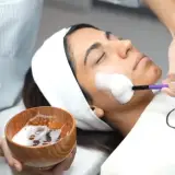 پریا تاجالدینی درماپلنینگ، جلبکتراپی، ماساژ، فیشیال درمانی و پایه کرمان، خیابان امام جمعه، کوچه 4 @par_facialll