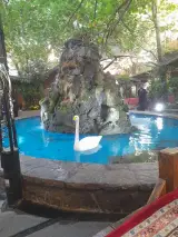 باغ رستوران آبی