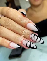 مرکز تخصصی مژه و ناخن پریا بشرا