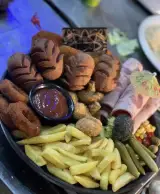 باغ رستوران خاتون شهرک اندیشه