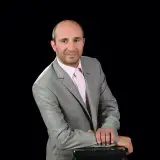 حمیدرضا شمس وکیل پایه یک دادگستری