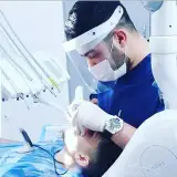 دندانپزشک