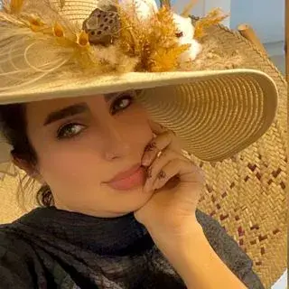فاطمه جاوید | بلاگر قمی