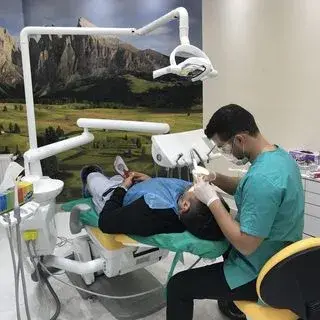 دندانپزشکی عـاج – دکتر حصـاری