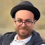 امین آقایی هستم فود بلاگر