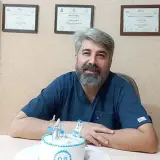dr.peiman_larizade