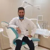 دکتر امیر اکبری