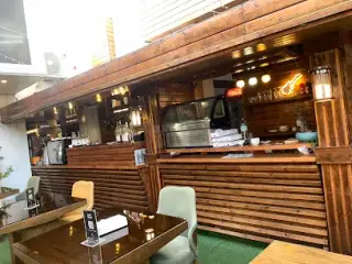 Fanous Restaurant and Cafe
