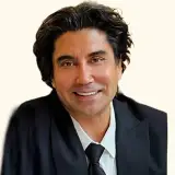 دکتر محمدیان، متخصص ارتودنسی