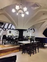 Reyhoon Restaurant