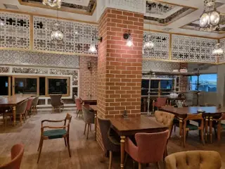 rosemilo cafe restaurant