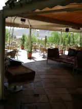 Mahestan Garden Restaurant