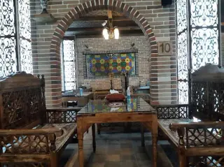 کافه رستوران آرشا