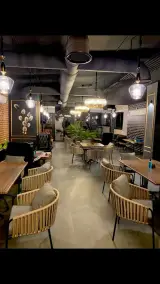 كافه رستوران مانيلا
