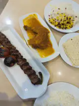 رستوران فرد جوان