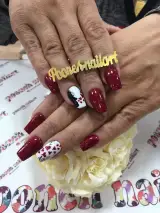 Nahira Beauty Salon