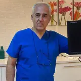 دكتر مســعود عــرب
