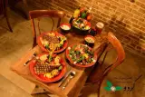 کافه و رستوران گردو