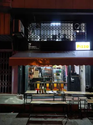 Panos Pizzeria