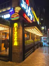BurgerLand (Saadat Abad Branch)