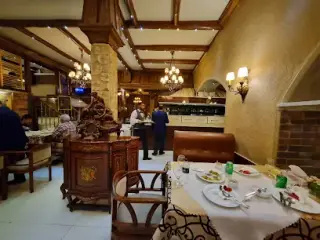 Nayeb Vozara