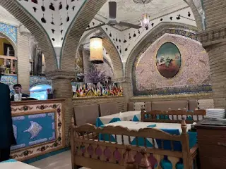 Alighapoo Restaurant