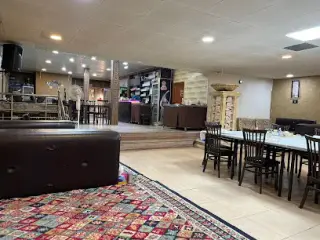Zartosht Restaurant