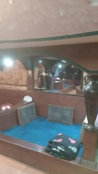 کافه رستوران سنگلج
