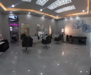 سالن زیبایی خانم ایرانی