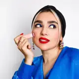 مركز تخصصى  رنگ و لايت فرناز حكيم