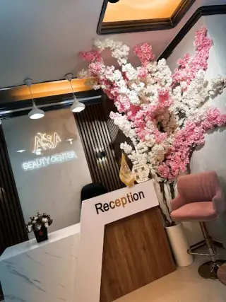 کلینیک زیبایی آوا