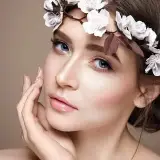 فائزه منصوریان | درمانگر و مدرس لاین تخصصی پوست