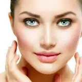 مرکز تخصصی لیزر و زیبایی زنجان آریانا