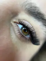 سالن زيبايی اَدور