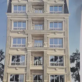 Ayandeh, real estate