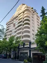 برج بهشت زعفرانیه