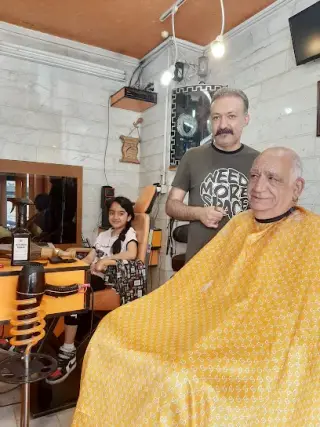آرایشگاه مردانه هومن
