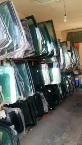 شیشه اتومبیل هاشم