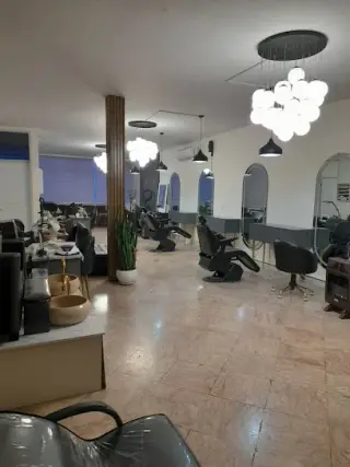 سالن زیبایی آنیلا