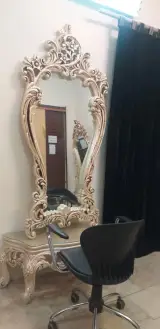 ارایشگاه مانلی