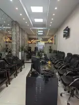 مشاورین املاک اسپیناس